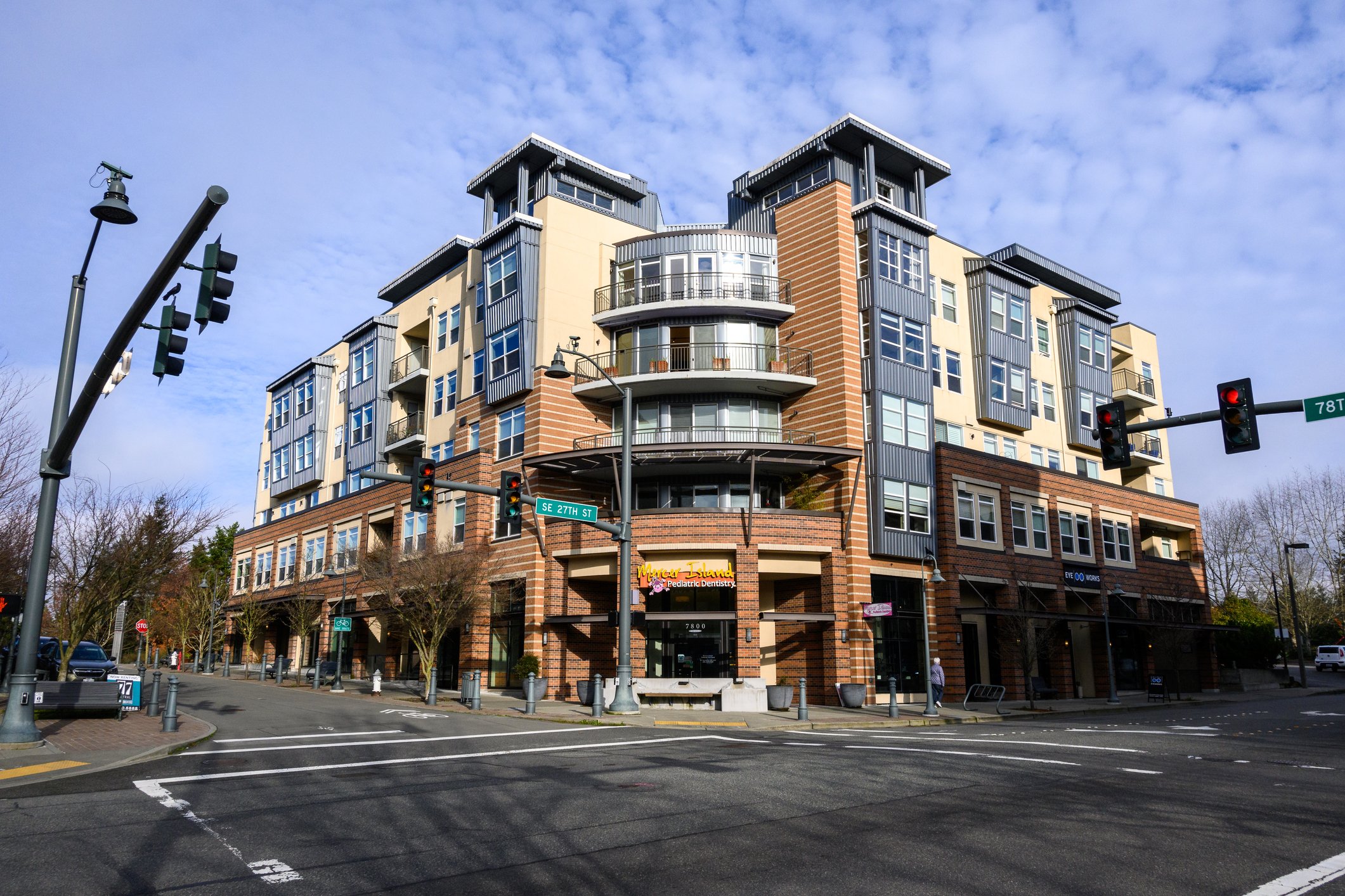 Pros and Cons of Hard Money Loans for Mixed-Use Buildings